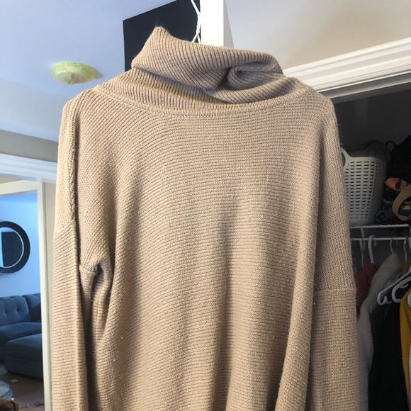 turtle scoop neck knit - Picture 2 of 2